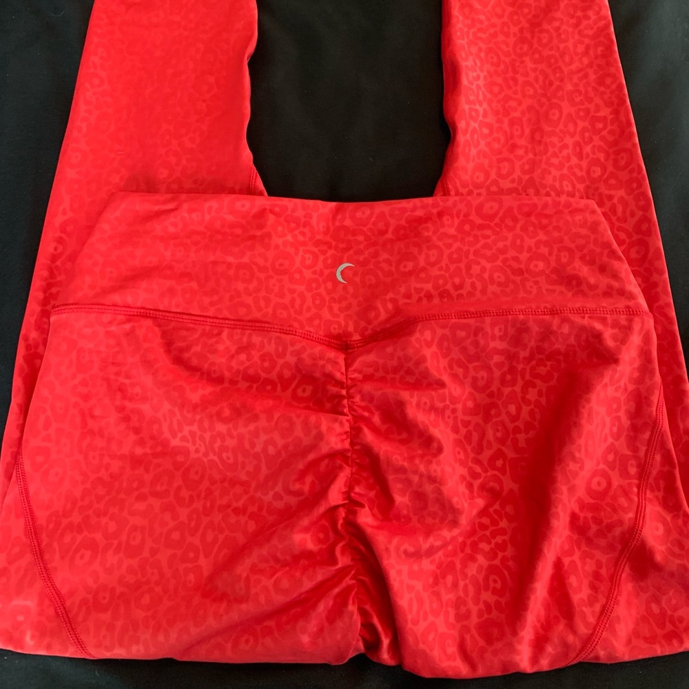 Zyia Red Leopard Scrunchy Light n Tight Leggings Size 20